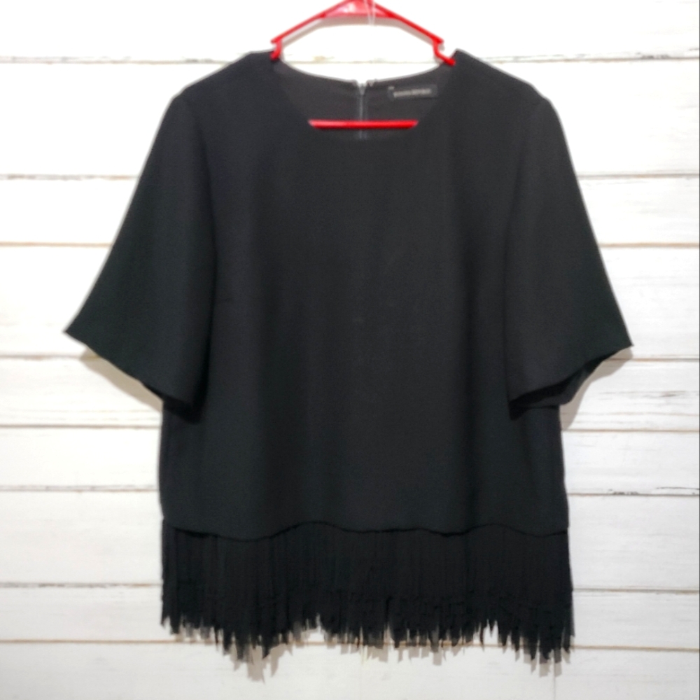 Banana Republic Black Crepe Fringe Short Sleeve Top in Large Petite - Picture 4 of 6